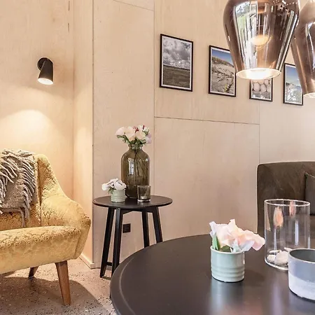 Hébergement de vacances 8 Person In *